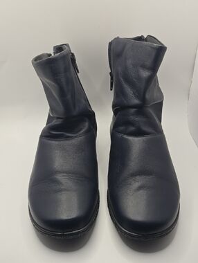 Hotter Whisper Slouch Women’s Navy Ankle Boots - Classic Comfort Sz 8 Boho